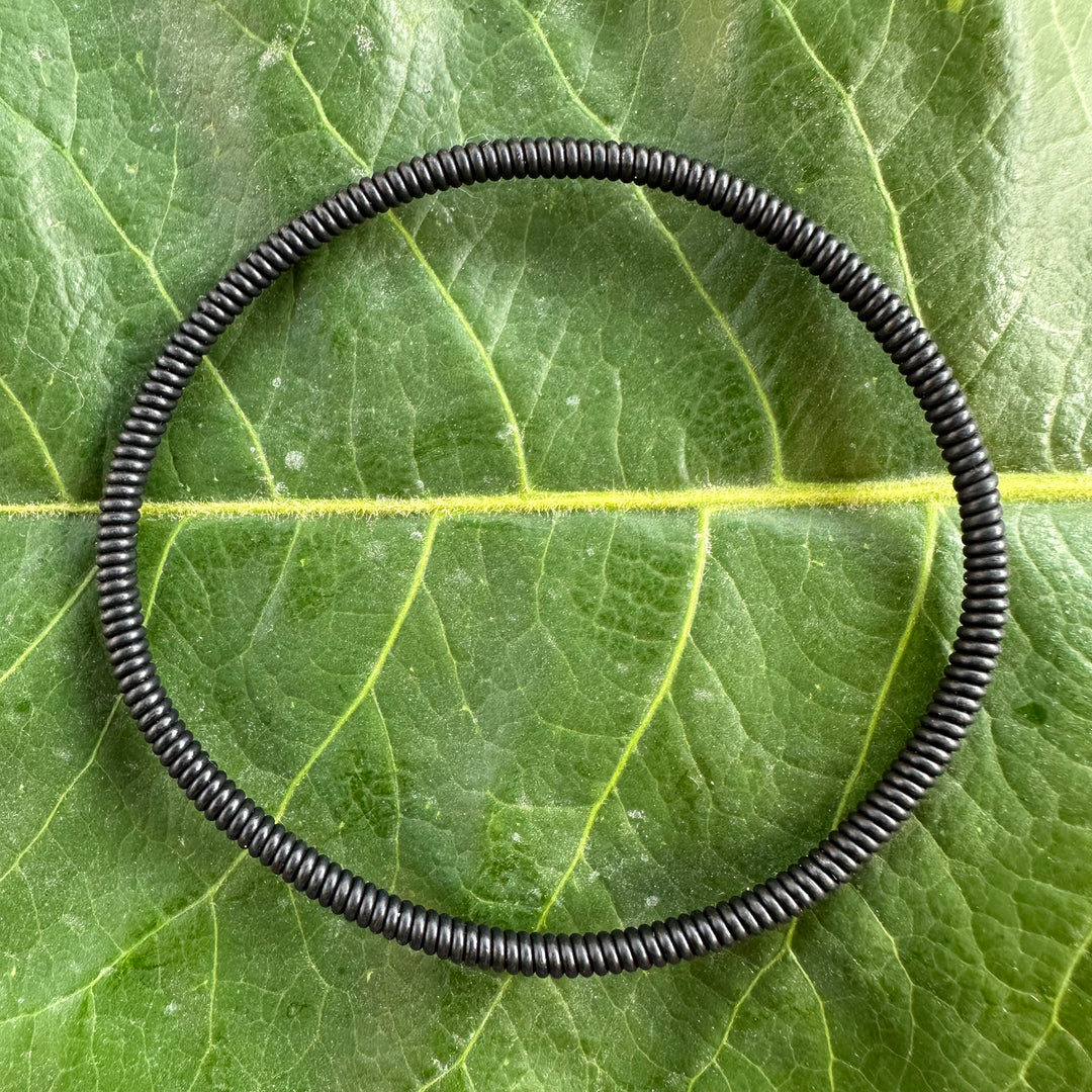 LUNALUX Venda Black Bracelet